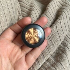 MAC extra dimension eyeshadow